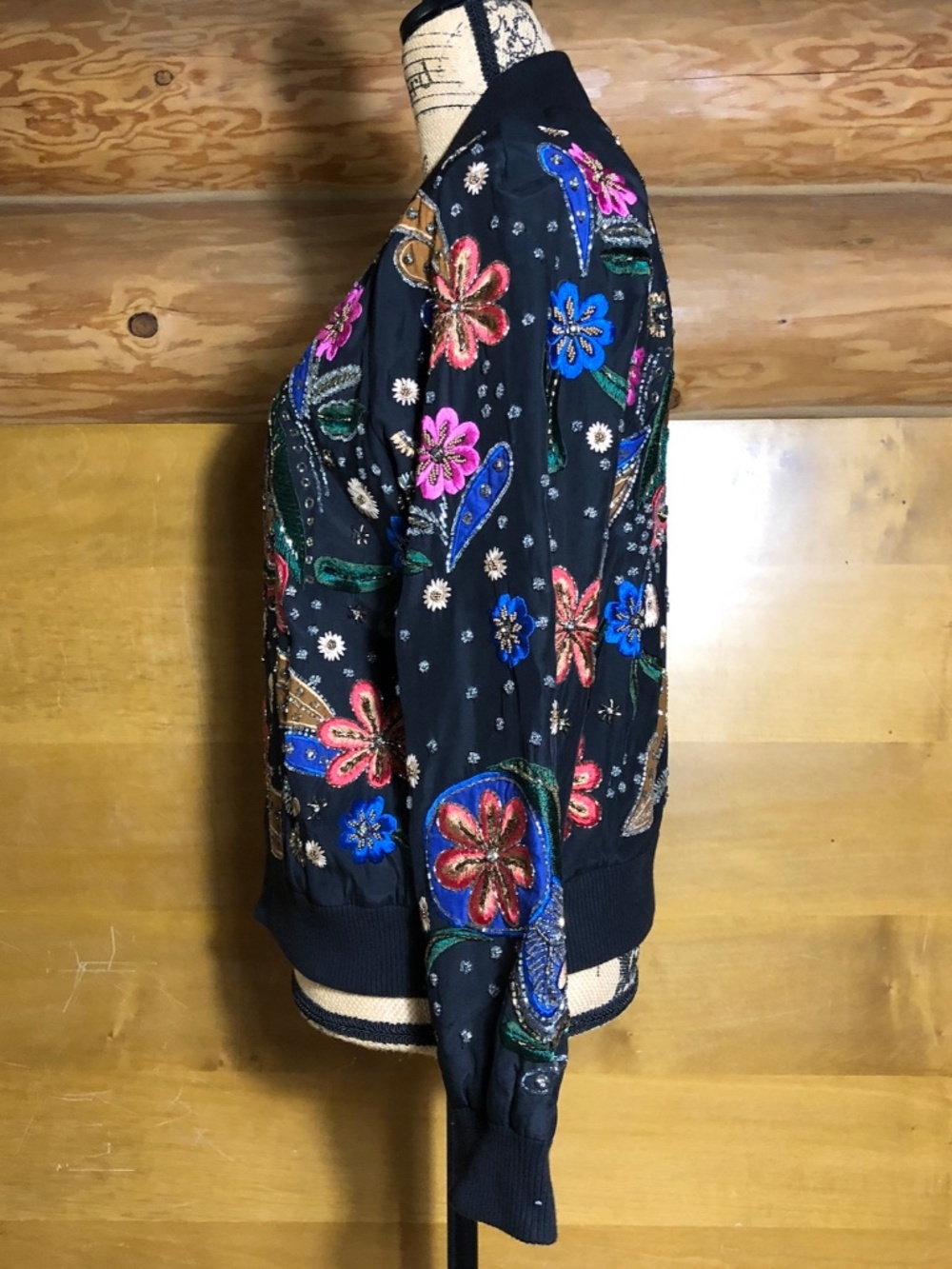 Alice + Olivia Felisa Floral Embroidery Embellished Silk Bomber Jacket in size L - Picture 7 of 14